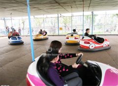 碰碰車(chē)廠家及碰碰車(chē)怎么選擇？